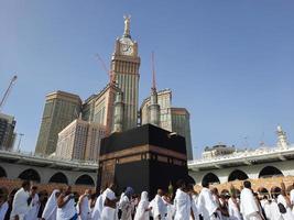 meca, arábia saudita, maio de 2022 - pessoas em masjid al haram foto