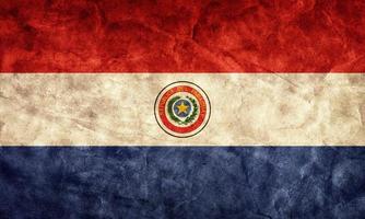bandeira grunge do paraguai. item da minha coleção de bandeiras vintage e retrô foto