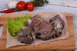 carne de porco marinada pronta para cozinhar foto