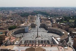 rua praça de pedro de roma no estado do vaticano foto