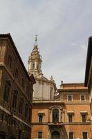 Roma, Itália. detalhes arquitetônicos típicos da cidade velha foto