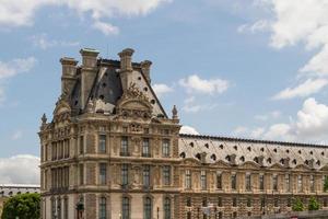 edifício histórico em paris frança foto