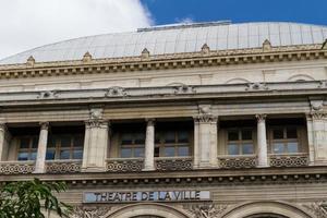 edifício histórico em paris frança foto