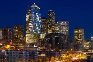 paisagem urbana de Seattle à noite