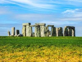 monumento hdr stonehenge em amesbury foto