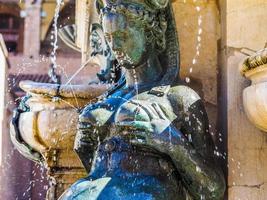 hdr fontana del nettuno fonte de netuno em bolonha foto