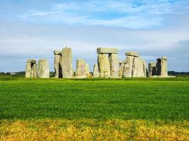 monumento hdr stonehenge em amesbury foto