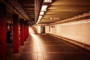 metrô em new york city !. tão futurista