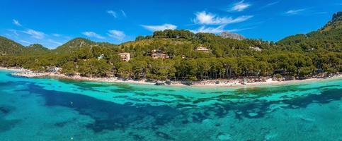 bela praia em cap formentor, palma mallorca, espanha foto