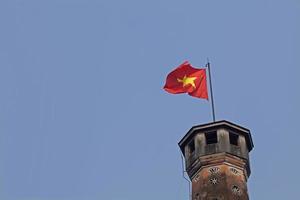 Bandeira do Vietnã na torre. foto
