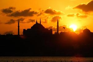 silhueta da cidade de Istambul Bósforo