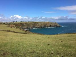 uma vista da costa da Cornualha em Lizard Point foto