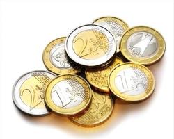 pilha de moedas de euro