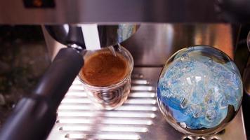 café de comércio justo bom para o mundo, o agricultor e o consumidor foto
