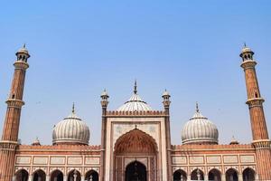 detalhe arquitetônico da mesquita jama masjid, antiga delhi, índia, a arquitetura espetacular da mesquita jama masjid em delhi 6 durante a temporada de ramzan, a mesquita mais importante da índia foto