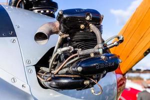 motor de avião vintage close-up em goodwood west sussex em 14 de setembro de 2012 foto