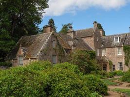 a cidade de inverness e as terras altas da Escócia foto