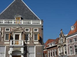 a cidade holandesa de haarlem foto