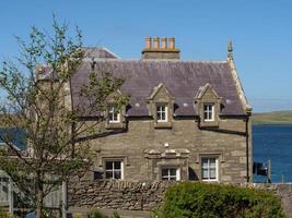 cidade de lerwick e a ilha de shetland foto