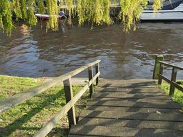 a cidade de haarlem na holanda foto