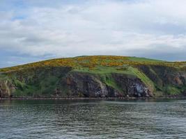 a cidade de inverness e as terras altas da Escócia foto