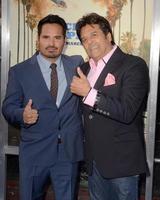 los angeles 20 de março - michael pena, eric estrada no chips los angeles estréia no tcl chinese theatre imax em 20 de março de 2017 em los angeles, ca foto