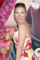 los angeles 12 de dezembro - scarlett johansson na estréia do sing 2 no teatro grego em 12 de dezembro de 2021 em los angeles, ca foto