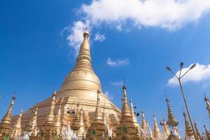 pagode shwedagon em yangon, Birmânia (myanmar)