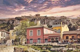 a acrópole de atenas, grécia, com o templo parthenon foto