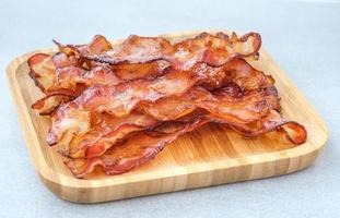 closeup de tiras de bacon foto