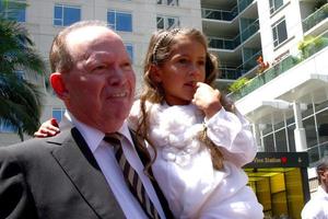 los angeles, 20 de junho - david lopez, emme anthony na cerimônia de estrela da calçada da fama de hollywood para jennifer lopez no w hollywood hotel em 20 de junho de 2013 em los angeles, ca foto