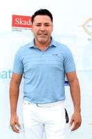 los angeles 4 de outubro - oscar de la hoya na fundação george lopez 14º clássico de golfe de celebridades no campo de golfe à beira do lago em 4 de outubro de 2021 no lago toluca, ca foto