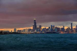 skyline de chicago ao entardecer foto