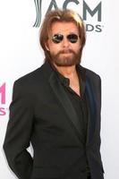 las vegas 2 de abril - ronnie dunn no academy of country music awards 2017 na t mobile arena em 2 de abril de 2017 em las vegas, nv foto