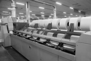 grupo de algodão na fábrica de linha de produção de fiação