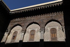 bou inania madrasa em fez, marrocos foto