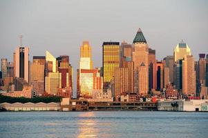 cidade de nova york manhattan ao pôr do sol