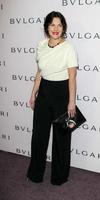 los angeles, 19 de fevereiro - draw barrymore chega ao bvlgari celebra coleção de joias elizabeth taylors no bvlgari em 19 de fevereiro de 2013 em beverly hills, ca foto