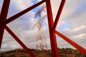 torre de transmissão elétrica de alta tensão foto