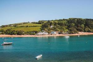 vistas costeiras de salcombe em devon, inglaterra foto