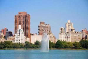 nova york central park e horizonte de manhattan foto