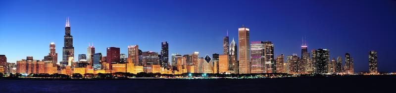 panorama da noite de chicago foto