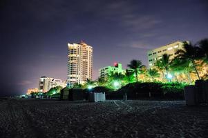 Miami South Beach à noite foto