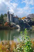 castelo belvedere no central park de nova york foto