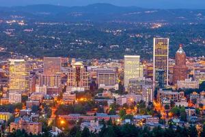 cidade de portland city skyline paisagem urbana de oregon, nos eua foto