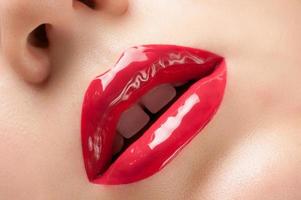 close-up lábios vermelhos.