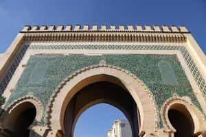 portão azul, bab bou jeloud em fez, marrocos foto