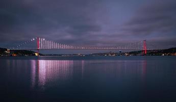 15 de julho ponte dos mártires em Istambul, Turquia foto