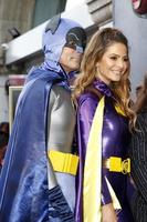 9 de janeiro de los angeles - keven undergaro, maria menounos na cerimônia da estrela da ala burt na calçada da fama de hollywood em 9 de janeiro de 2020 em los angeles, ca foto