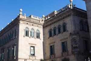 fachadas de edifícios de grande interesse arquitetônico na cidade de barcelona - espanha foto